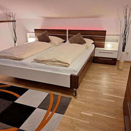 Moderne, Ferienwohnung Mit Seeblick, Near Hallstatt Bad Goisern Luaran gambar